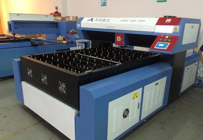 【山東萊陽(yáng)、諸城、青州壽光單頭激光刀模切割機(jī)、印刷版刀模切割機(jī)】?jī)r(jià)格_廠家_圖片 -